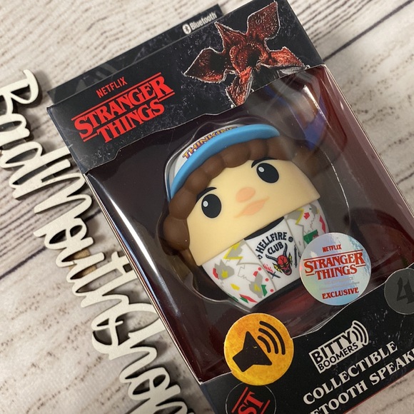 Stranger Things Nexflix Experience VIP Exclusive Bluetooth Speaker Dustin 1 - Picture 7 of 7